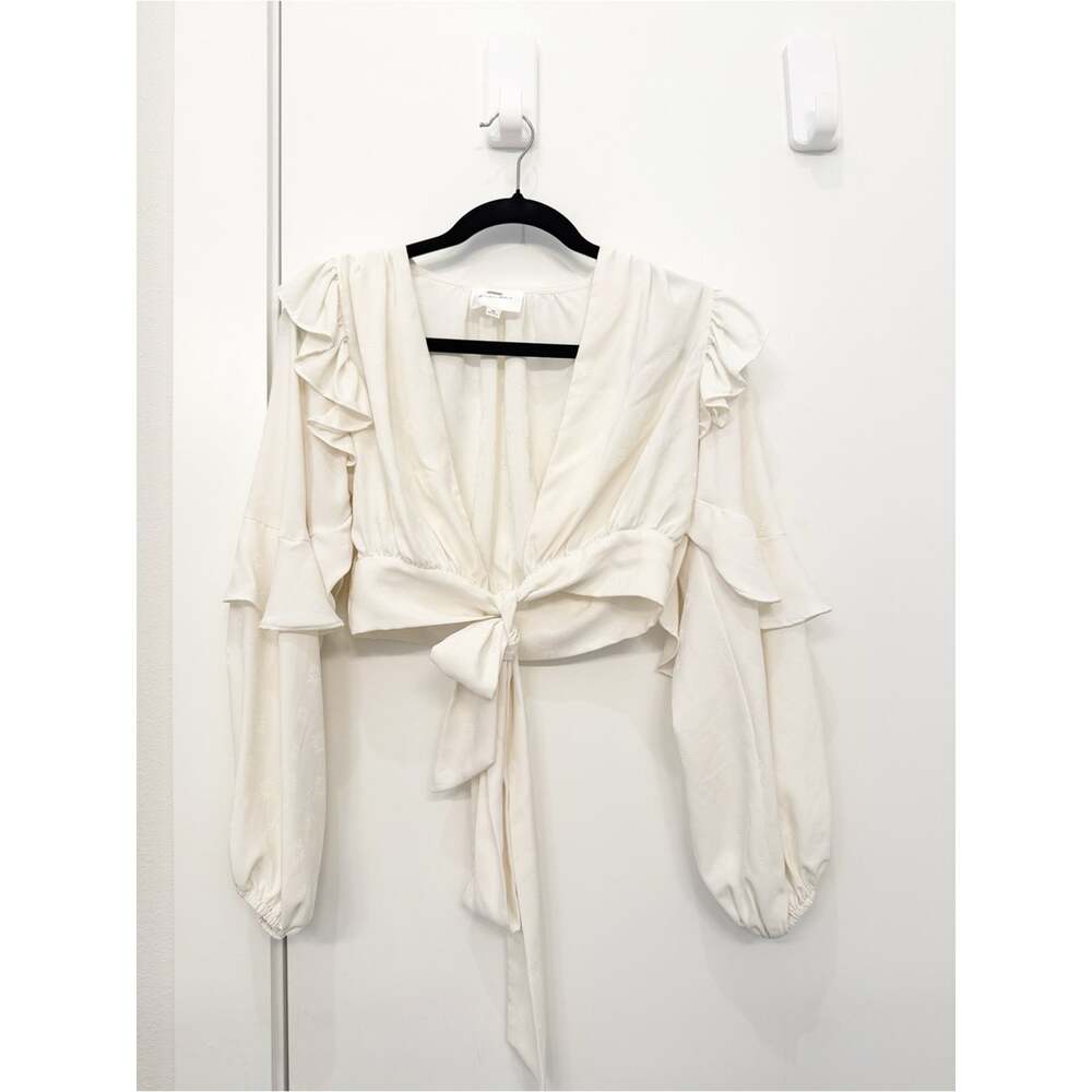 Line & Dot Sonia Cropped Ruffled Blouse - Picture 4 of 9